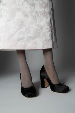 Bridal^Sandy Liang Pointe Pump 100 In Black Satin